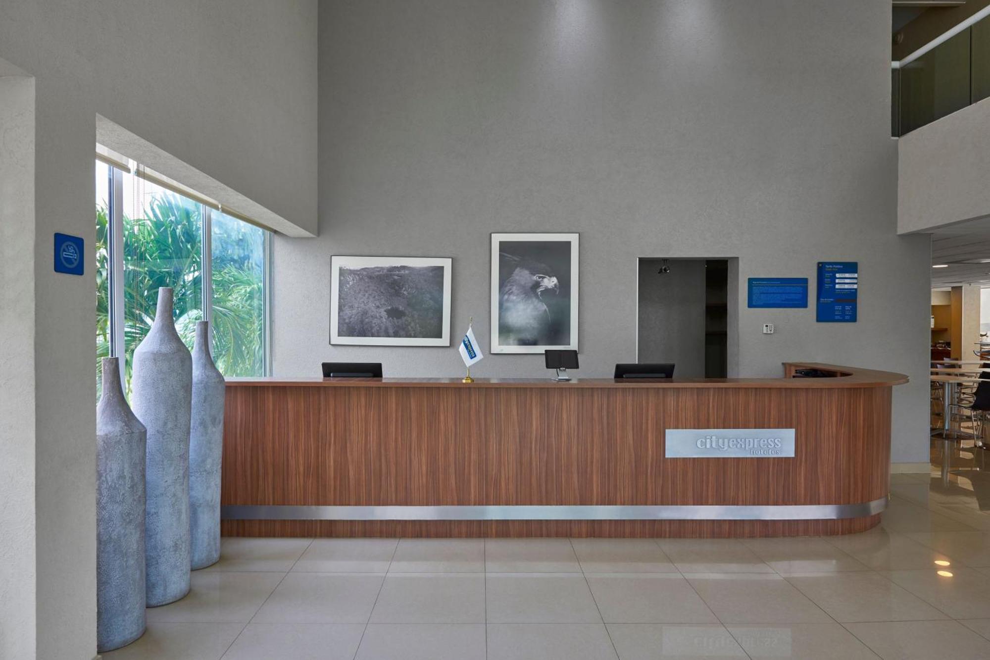 City Express By Marriott Tuxtla Gutiérrez Exteriér fotografie